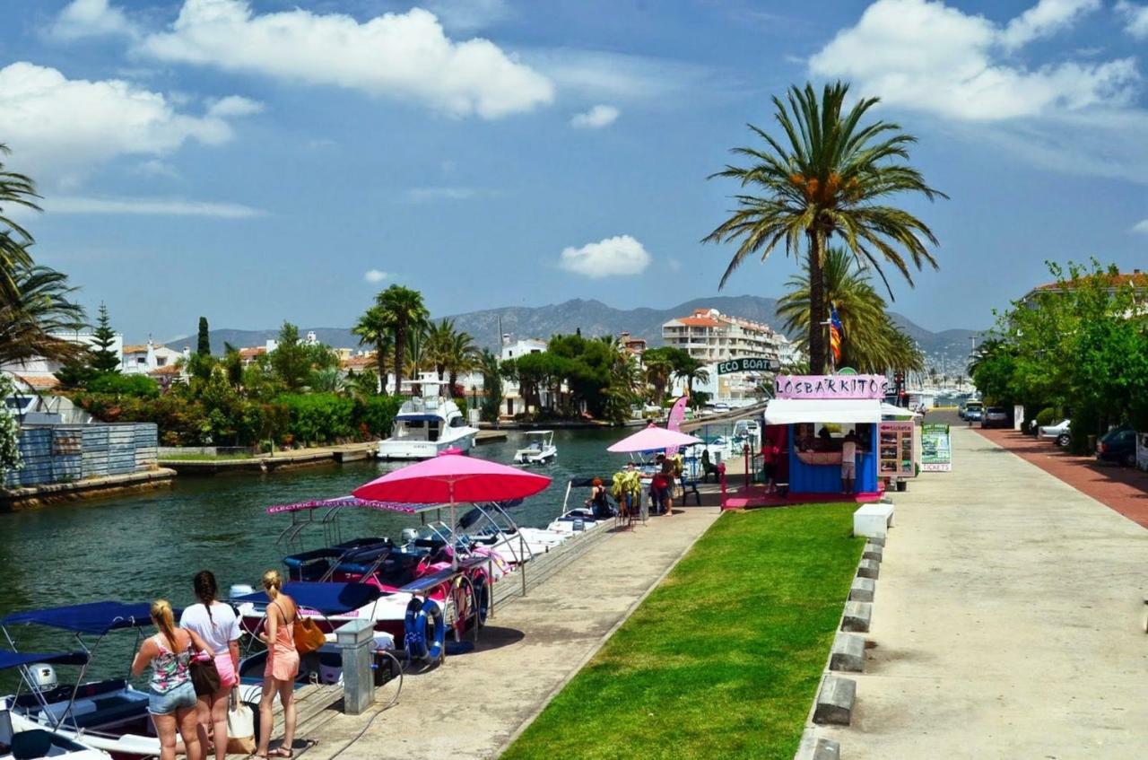 Holidays P14 Sea View Empuriabrava Exterior photo