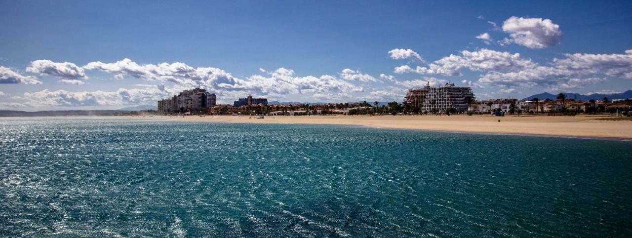 Holidays P14 Sea View Empuriabrava Exterior photo